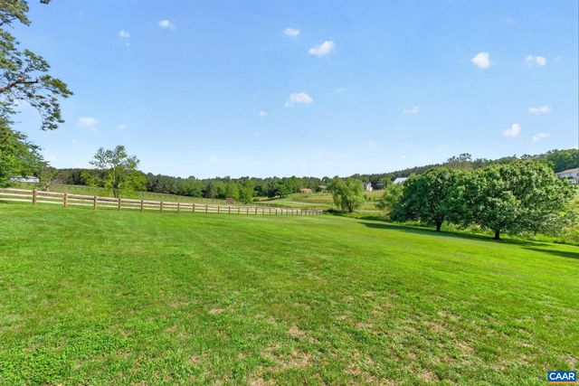 2607 BROWNS GAP TPKE, Charlottesville, VA 22901