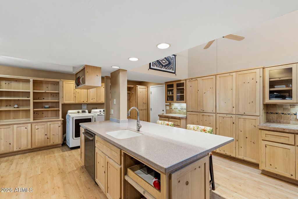 7352 N 7TH Place, Phoenix, AZ 85020 — photo 4