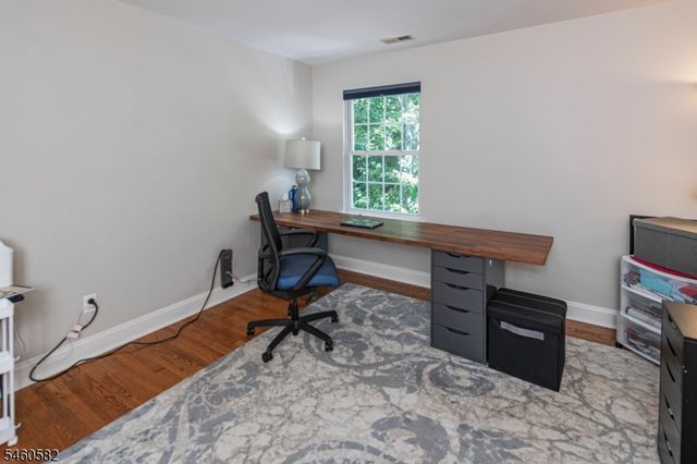 44 Rock Creek Woods Dr, Lambertville City, NJ 08530