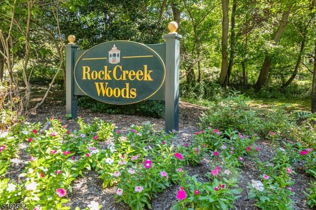 44 Rock Creek Woods Dr, Lambertville City, NJ 08530