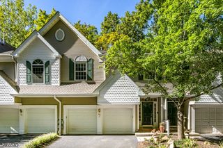 44 Rock Creek Woods Dr, Lambertville City, NJ 08530