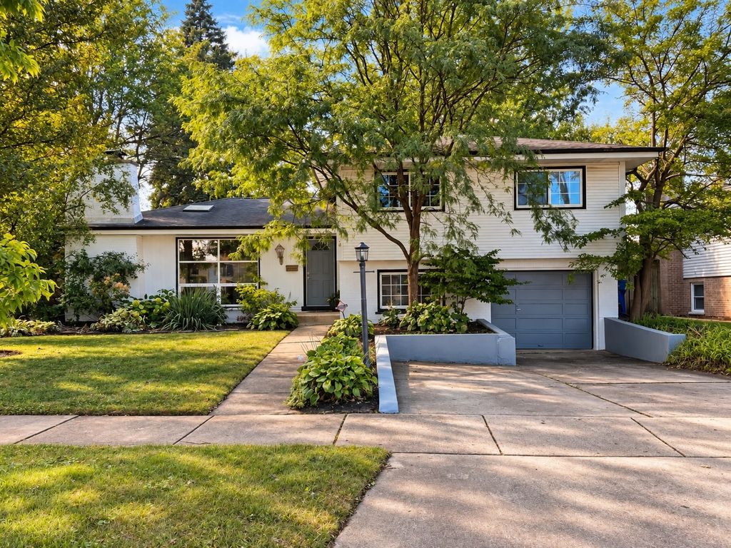 426 Amherst Avenue, Des Plaines, IL 60016 — exterior