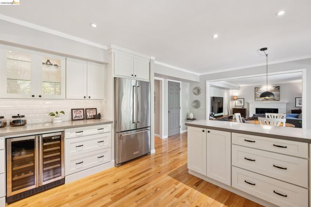 15 Dias Ct, El Sobrante, CA 94803