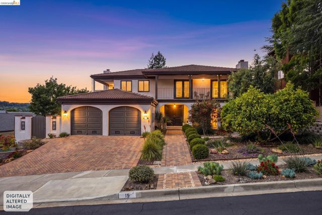 15 Dias Ct, El Sobrante, CA 94803