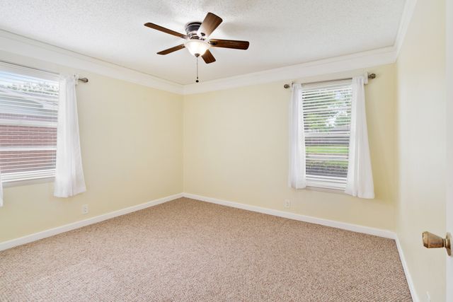 3225 E Houston Street, Paris, TX 75460