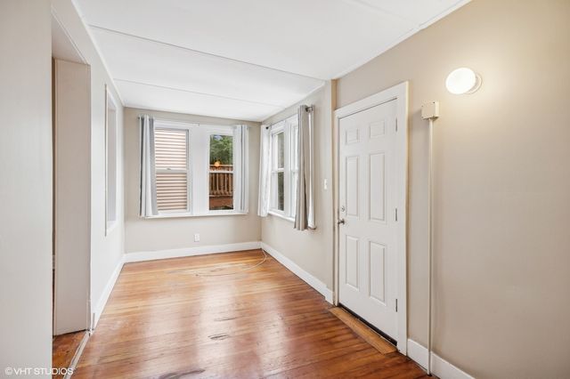 1702 N Campbell Avenue, Chicago, IL 60647