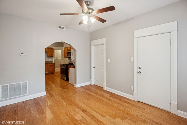 1702 N Campbell Avenue, Chicago, IL 60647