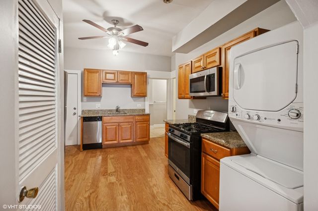 1702 N Campbell Avenue, Chicago, IL 60647