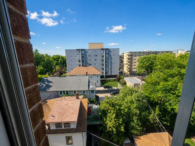 336 Lathrop Avenue 603, Forest Park, IL 60130