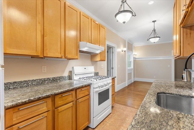 133 Echo Ave, Oakland, CA 94611