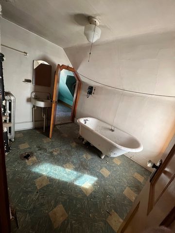 2625 S Karlov Avenue, Chicago, IL 60623