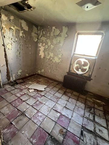 2625 S Karlov Avenue, Chicago, IL 60623