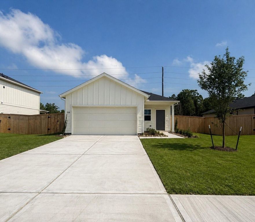 7110 Thomas James Court, Cove, TX 77523