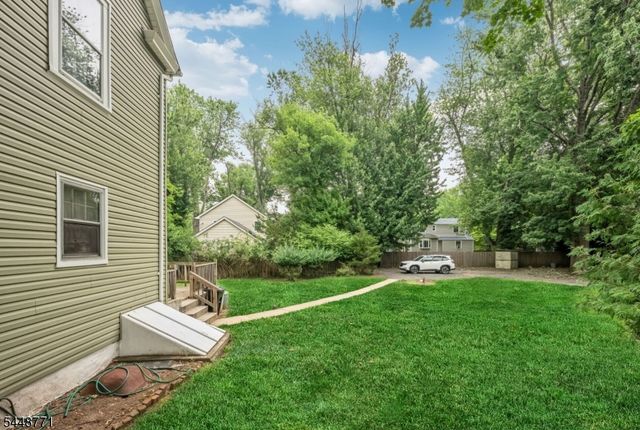 7 Hardenburgh Ave, Demarest Boro, NJ 07627