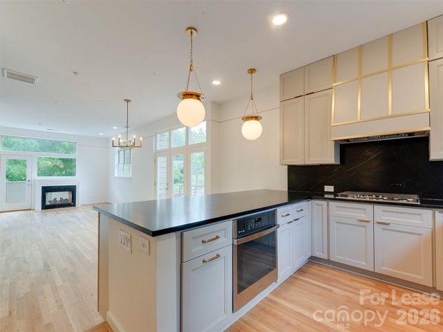 1174 Park West Drive, Charlotte, NC 28209