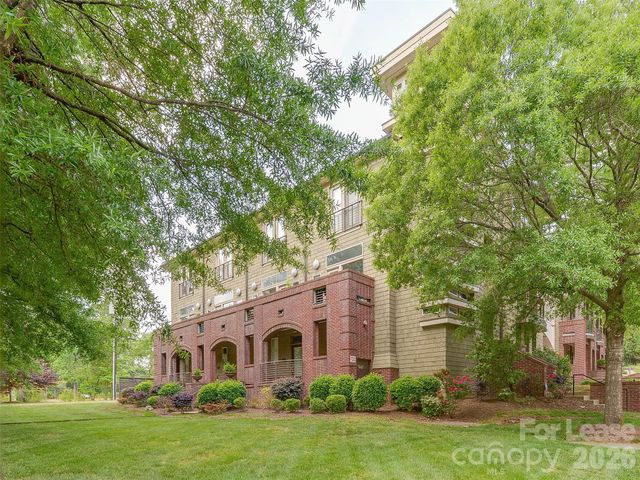 1174 Park West Drive, Charlotte, NC 28209