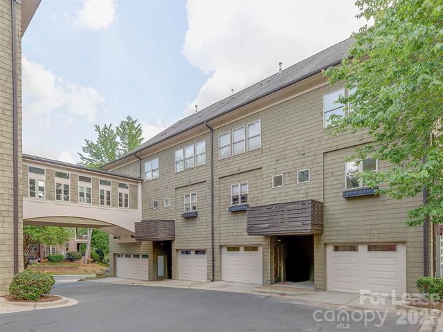 1174 Park West Drive, Charlotte, NC 28209