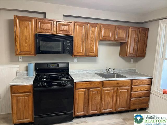 616 East 5th Street, Bethlehem City, PA 18015