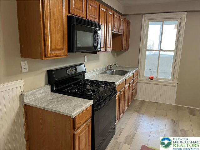 616 East 5th Street, Bethlehem City, PA 18015