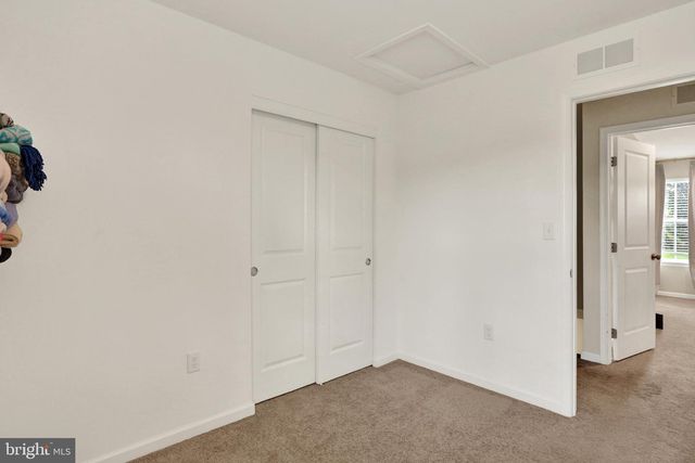 17 CROOKED CT, Reading, PA 19606