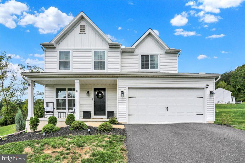 17 CROOKED CT, Reading, PA 19606