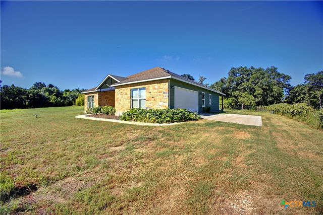 1597 County Road 314, Lexington, TX 78947