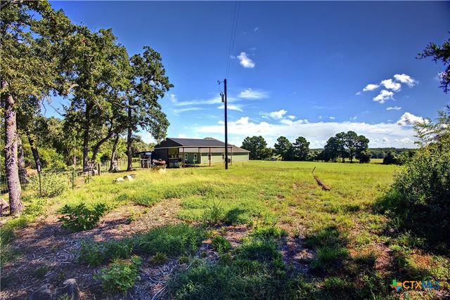 1597 County Road 314, Lexington, TX 78947