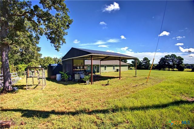 1597 County Road 314, Lexington, TX 78947