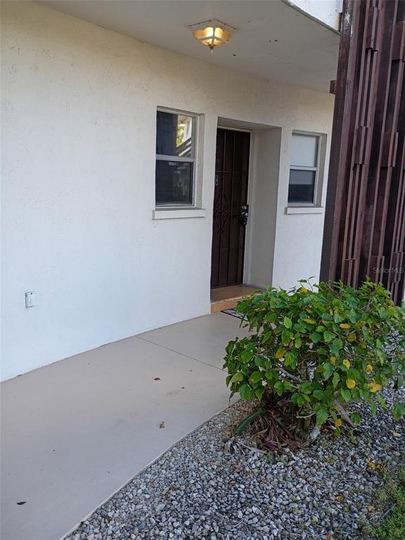 245 CENTER ROAD 109, Venice, FL 34285