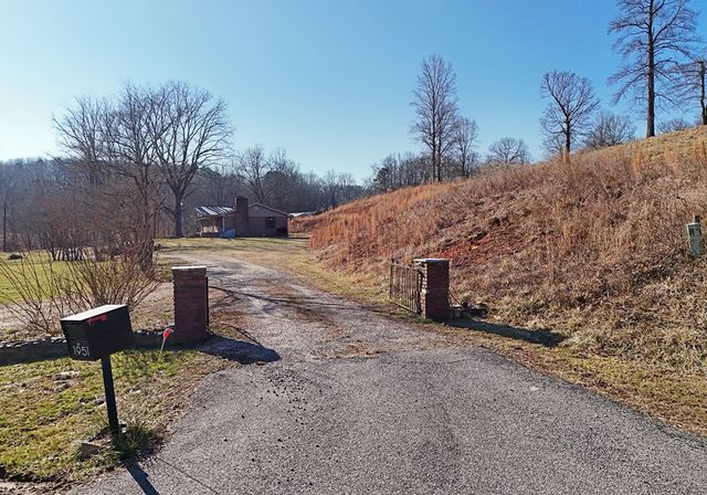 1951 Kiutuestia Creek Road, Blairsville, GA 30512