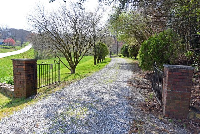 1951 Kiutuestia Creek Road, Blairsville, GA 30512