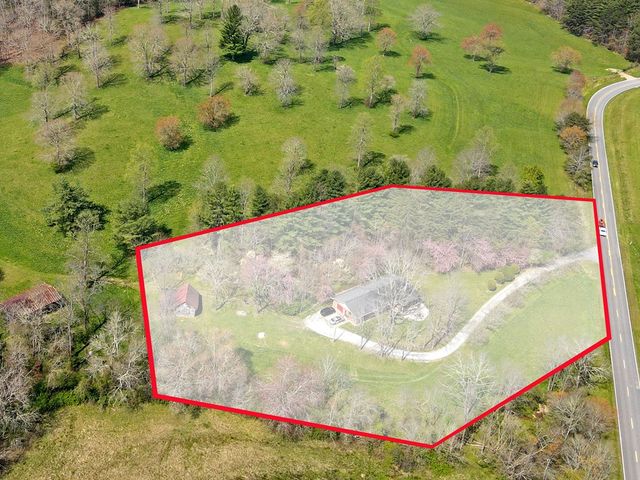 1951 Kiutuestia Creek Road, Blairsville, GA 30512