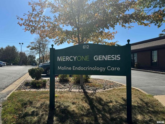 612 35TH Avenue, Moline, IL 61265