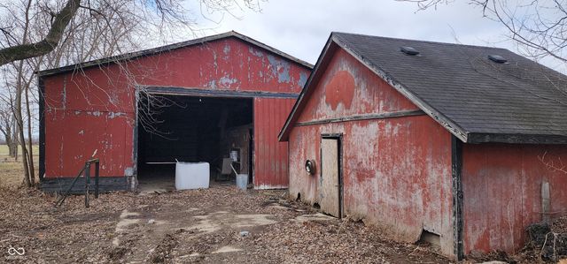 8316 S 750 W, Pendleton, IN 46064