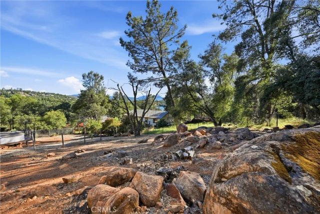 18685 Oak Grove, Hidden Valley Lake, CA 95467