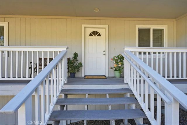 18685 Oak Grove, Hidden Valley Lake, CA 95467