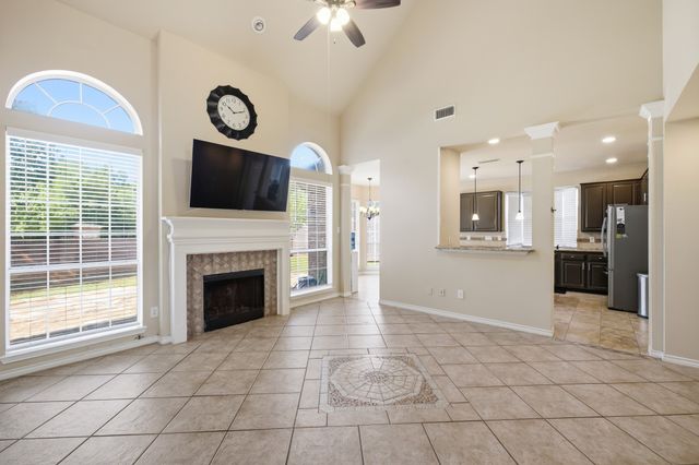 1911 New Haven Road, Grapevine, TX 76051