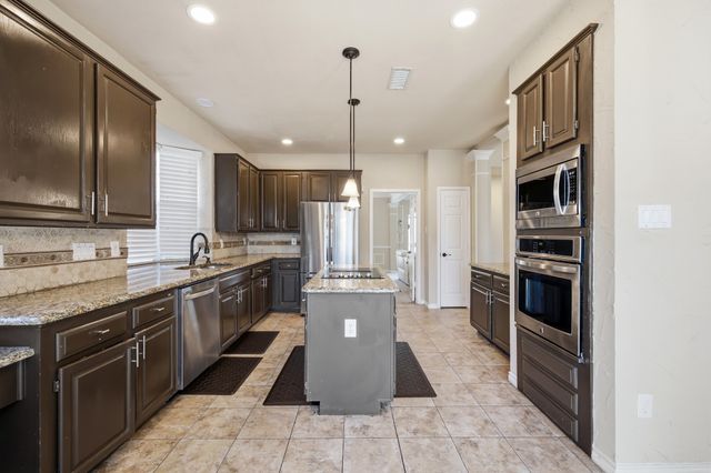 1911 New Haven Road, Grapevine, TX 76051