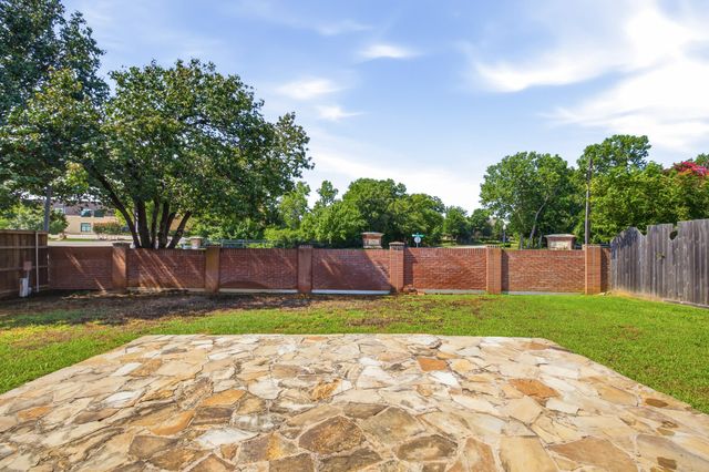 1911 New Haven Road, Grapevine, TX 76051