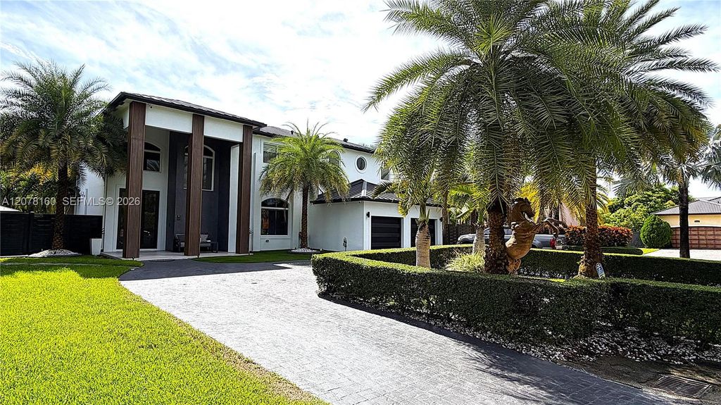8211 SW 122nd Avenue, Miami, FL 33183