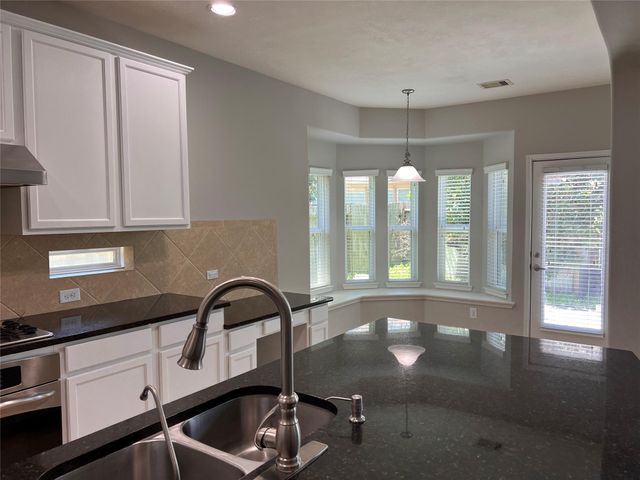 6102 City Shores Lane, Katy, TX 77494