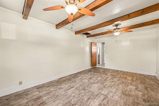 29655 Winter Court, Garden City, MI 48135
