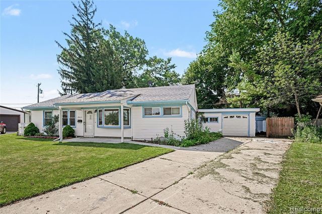 29655 Winter Court, Garden City, MI 48135