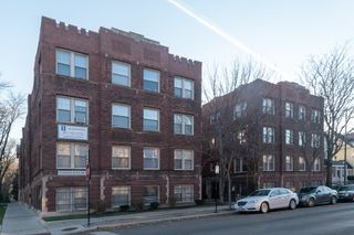 3263 W Wrightwood Avenue 2S, Chicago, IL 60647