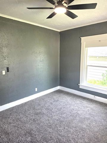 1227 E 11th Street, Shawnee, OK 74801