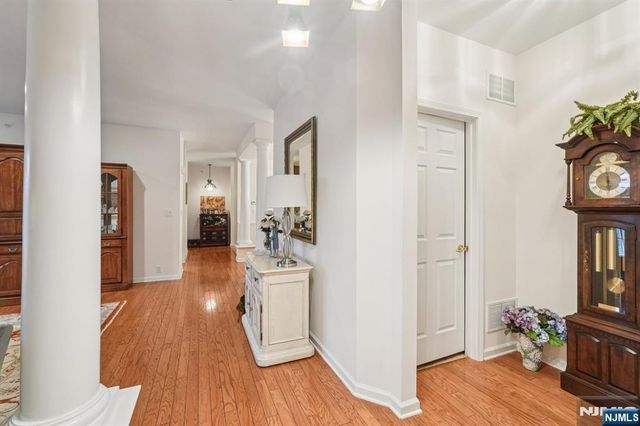 1209 Holly Lane 141, Cedar Grove, NJ 07009