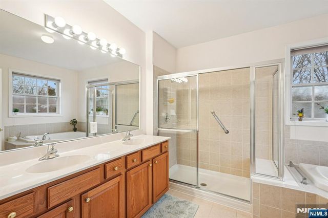 1209 Holly Lane 141, Cedar Grove, NJ 07009