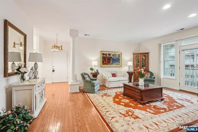 1209 Holly Lane 141, Cedar Grove, NJ 07009