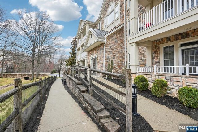 1209 Holly Lane 141, Cedar Grove, NJ 07009