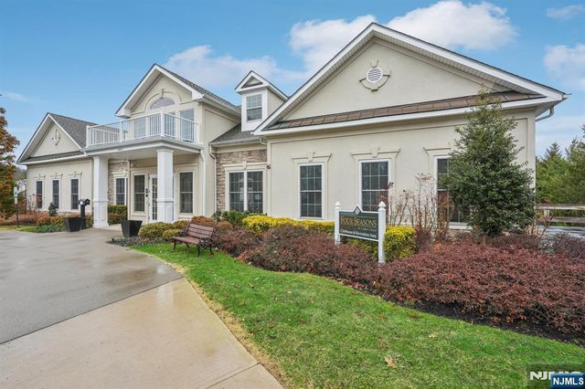 1209 Holly Lane 141, Cedar Grove, NJ 07009